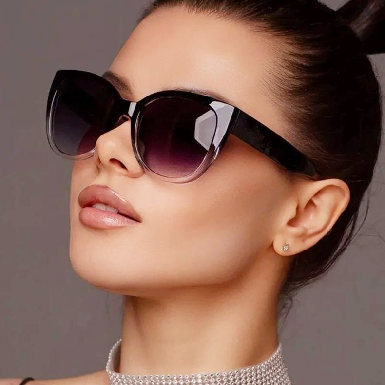 Jingwei Cat's Eye Simple Sungl - Street Fashion Photoshoot review and price